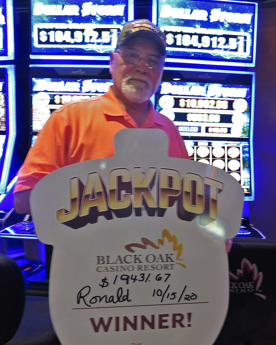 Blackoakcasino's tweet image. We’re blown away! Ronald from Modesto made it rain on @aristocratslots's #DollarStorm (Bank 106-5) with a $19,431.67 #jackpot. Will the winds of good fortune bring YOU a big win? Come in and find out! #blackoakcasino #blackoakwin
