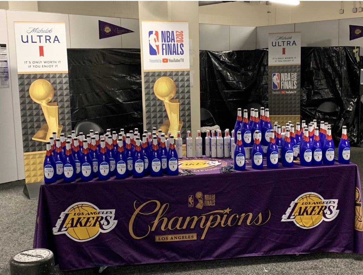 trentwhitmire's tweet photo. .@MichelobULTRA really hooked me up with this shirt, a beanie, and this super exclusive bottle from the @NBA finals @Lakers locker room celebration! Glad to be an ULTRA fan! 🍾🔥 #MichelobUltra https://t.co/8EQu0Nswdq