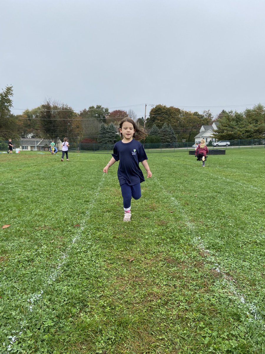 CBAWestChester's tweet photo. #Kindergraten had fun running in the 5K for @BHHNation #stompcancer https://t.co/pOcB6SsoRd
