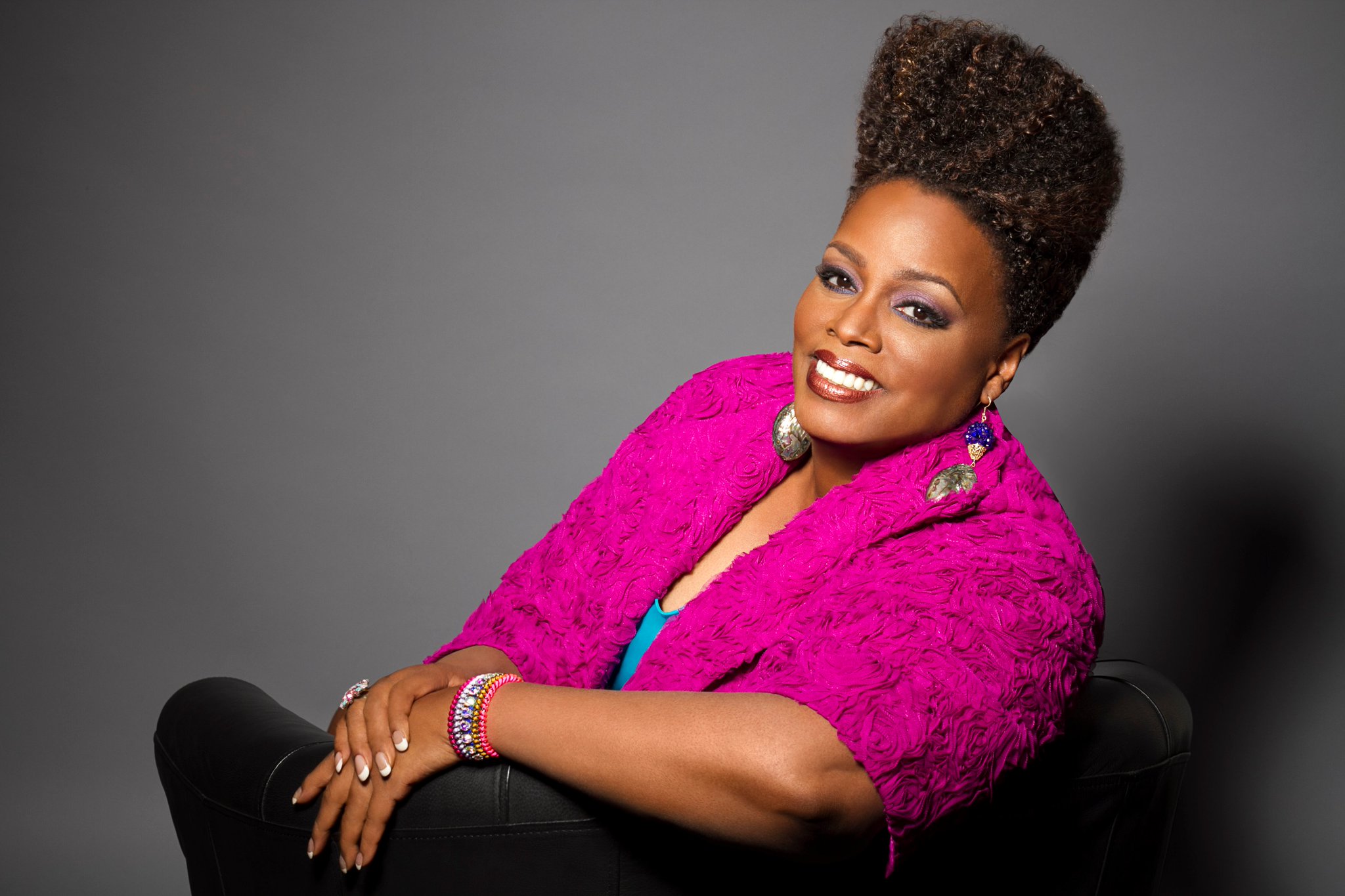 Happy birthday Dianne Reeves! 