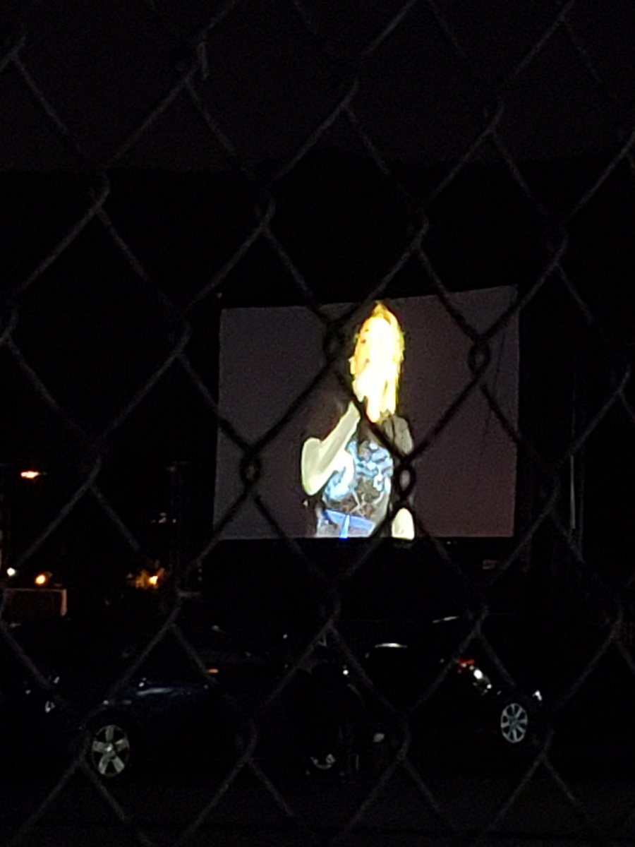 SafyreLights's tweet photo. I paid $200 for this #driveincomedy @iliza https://t.co/iWZVj2p39S