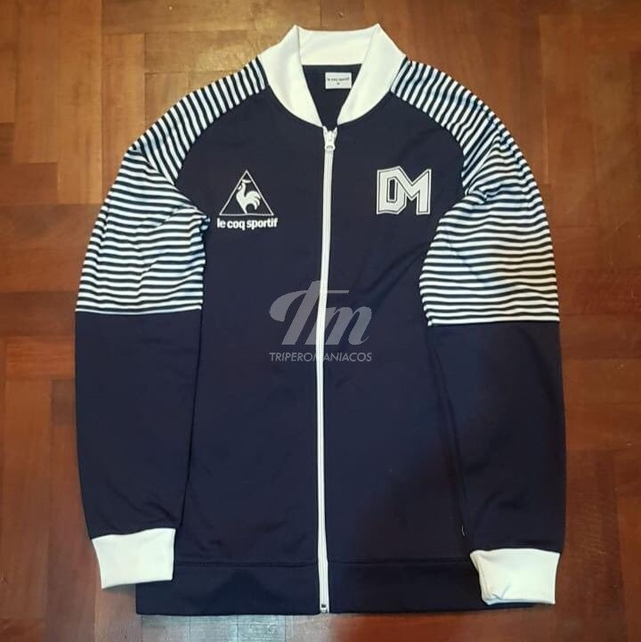 TM_CGE's tweet photo. #CGE #GELP 🔥🔥 SORTEO 🔥🔥

👉 ¿Querés llevarte la campera de DIEGO? 

✅ Seguinos
✅ RT
✅ Mencioná tres amigos 

💪 Sortea el próximo viernes 30/10 en la transmisión de GIMNASIA-Patronato.

🤩 ¡Participá YA! https://t.co/BMkx6OK4E4