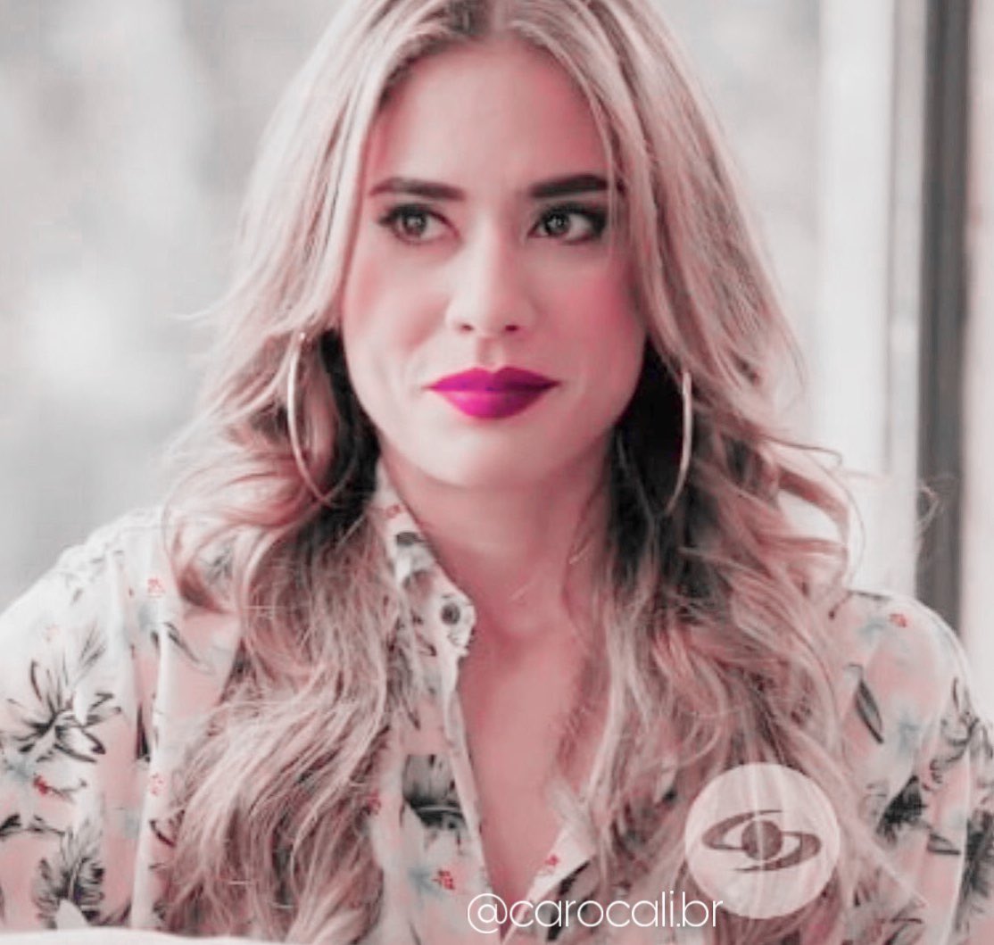 CarocaliB's tweet photo. AQUÍ LLEGO LA REINA  
#LaReinadelFlow2

#CarolinaRamirez
#Caroactrizconvalor
#Yeimyvienecontoda
#Familiapiquiña
#LRDF https://t.co/oqG72oTi0o