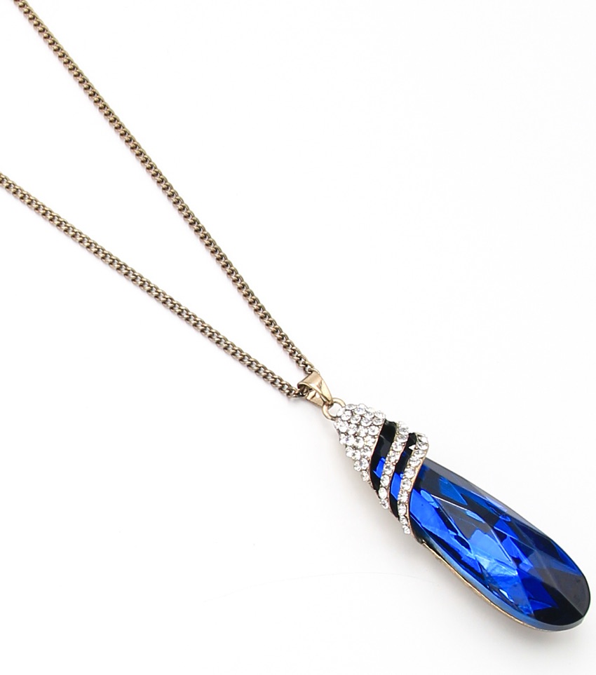 JacobsonJewelry's tweet photo. We LOVE this new necklace!  What do you think?  

#jacobsonjewelry #pendantnecklace #loveyourself #treatyourself #fashionjewelry #everydayjewelry #necklaceoftheday #jewelrysale https://t.co/7vb3xYYaRA