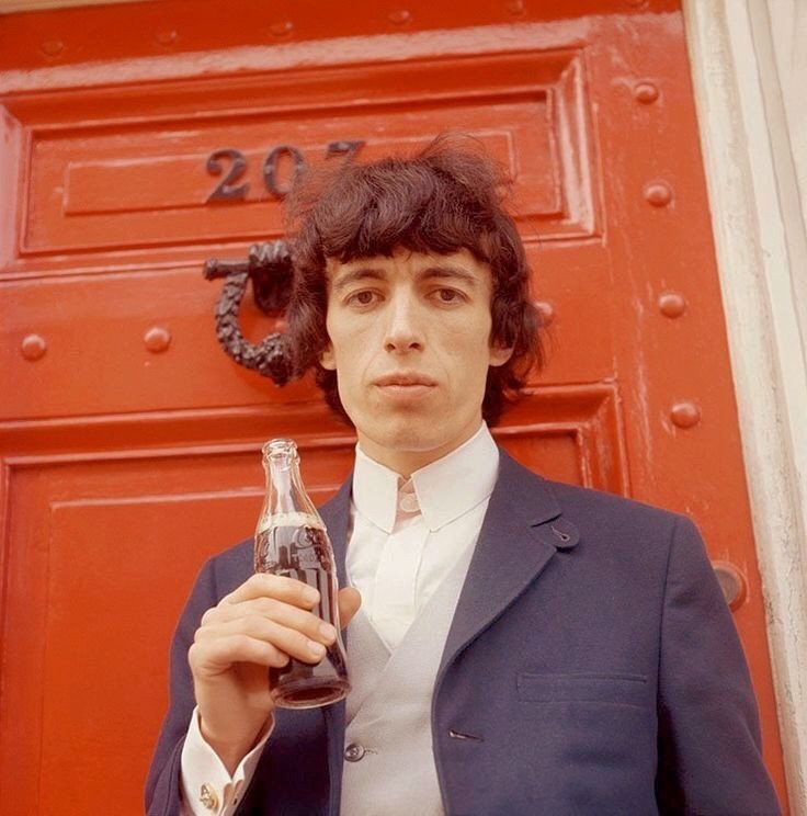 Happy Birthday to Bill Wyman      Born: 24 October 1936
84 Years old                                           
