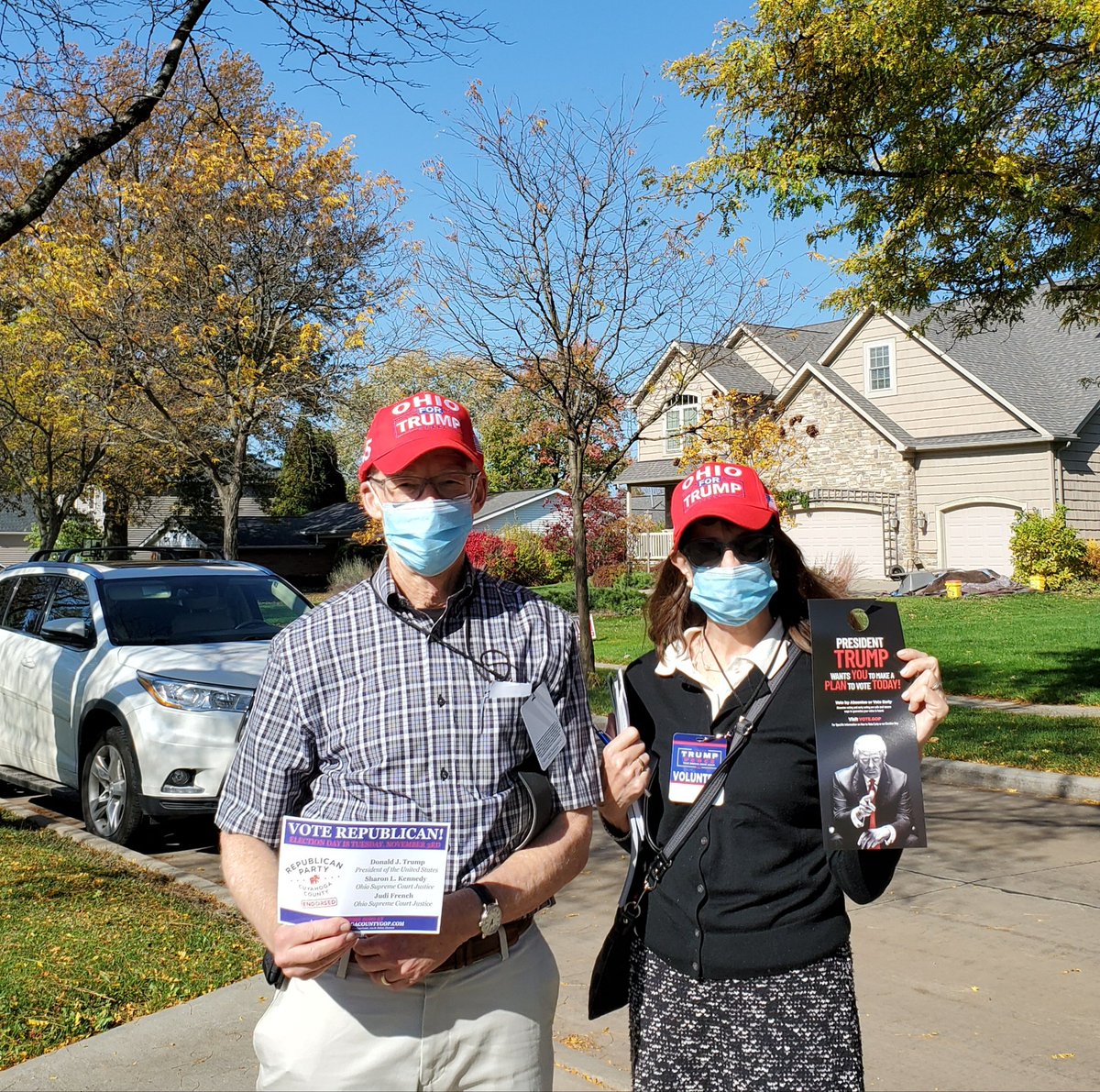 TRUMPinthe216's tweet photo. Meet the newest members of #BuckeyeBattalion, Marc &amp; Shana  of San Diego! They are in Cleveland, helping to campaign for @realDonaldTrump in our local Jewish community! #LeadRight! @RJC https://t.co/c1l116gHPx