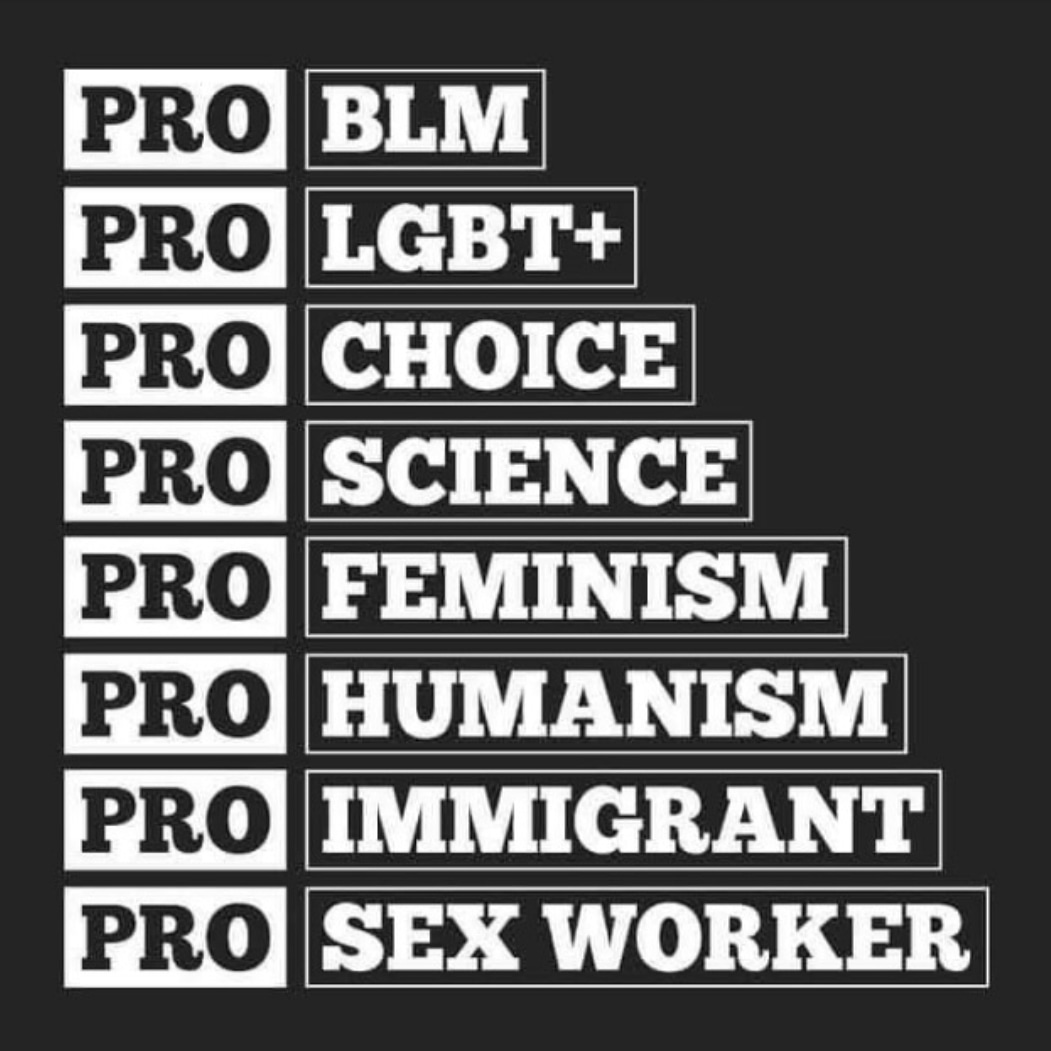 ChloeThePayne's tweet photo. Not sure the original artist, but I found this image via Tumblr blog funnymemes-and-kinkydreams. 

#blm #blmally
#BlackLivesMatter #endsars #endsarsbrutality #endsarsnow #nigeria #protest
https://t.co/nJKoE161YA https://t.co/KjmBzA4QDm