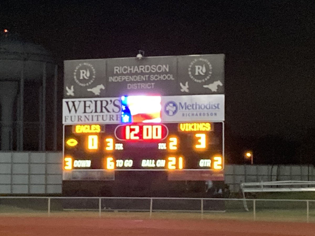 End of 1st. Your @NimitzVikings @NimitzFootball1 is up 3-0 against the #RichardsonEagles. @VikingDirector #74 #NimitzNation #AllNTogether