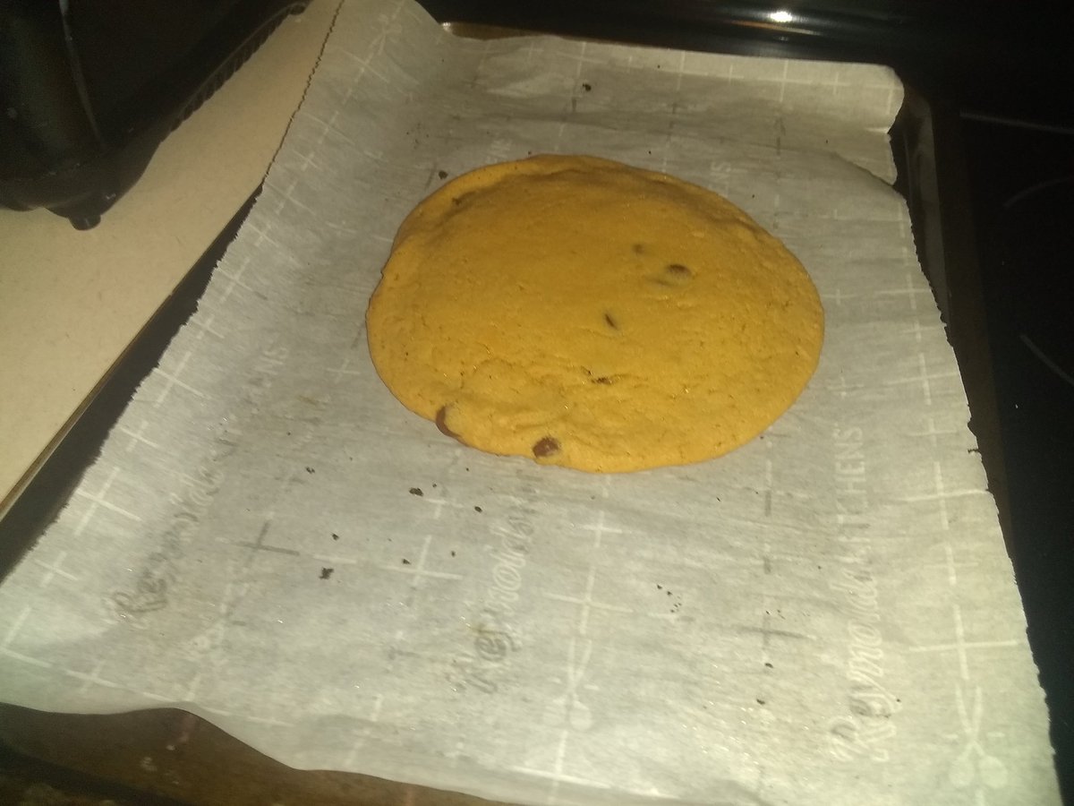 MorganBruh's tweet photo. Beeg cookie https://t.co/FLAIsDQPyT