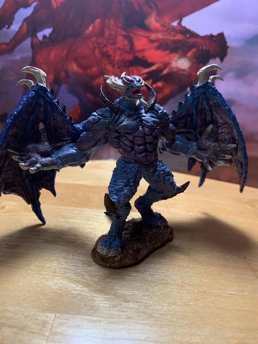 AustinsMinis's tweet photo. An angry, blue pit Devil for an upcoming Halloween One Shot! #dnd #dnd5e #halloween #miniaturepainting https://t.co/2rSl729WGM