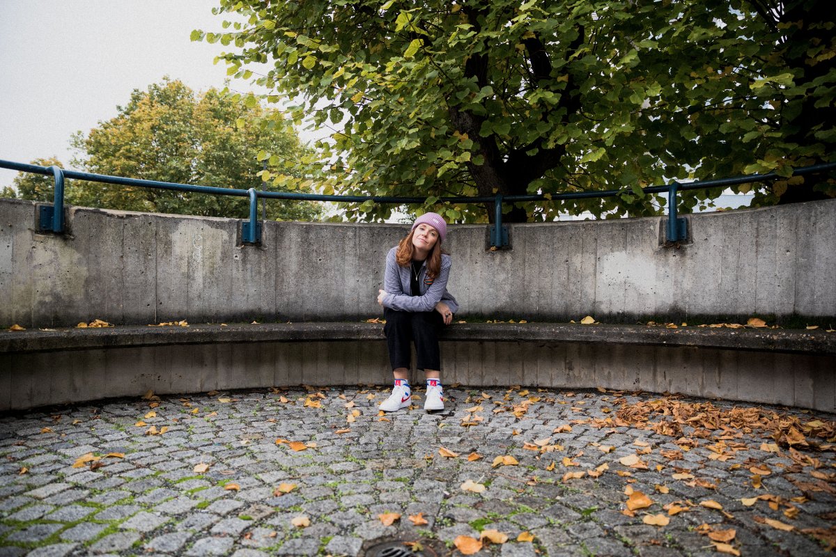 Meet our favorite Brit Lyndsay. 💂 

She runs marketing for The Hundreds UK, she skateboard, she protecc, but most of all, she has a new column called Across The Pond!

Read it here. 📲  :: bit.ly/31wSUd1 <a href="/outofstepltd/">Out Of Step Ltd</a>