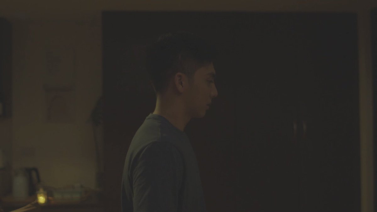 This scene hit close to home.  @jphabac  @TheRainBro  #GayaSaPelikulaEp05 It brought me back to the very first time I admitted to myself that I was gay. Just me by myself in my room. The night I finally started to accept myself. (Cont)