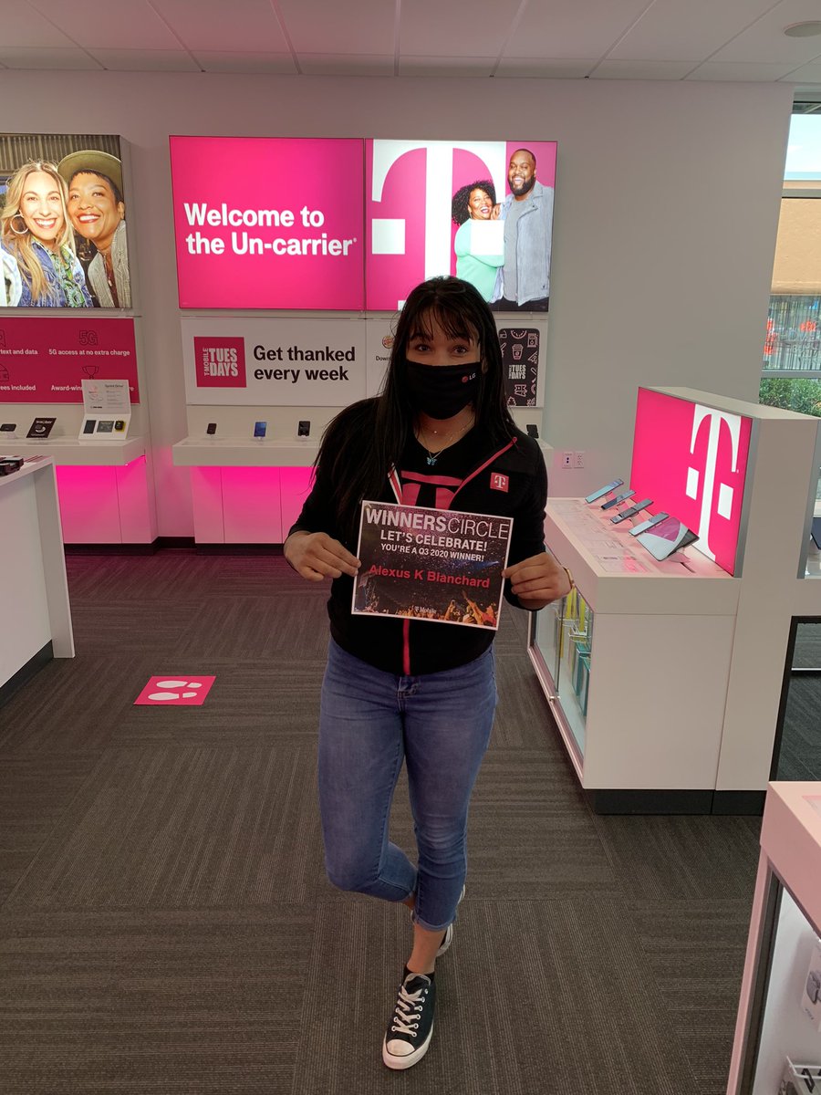ParkeArnold's tweet photo. So incredibly proud of Lexi for representing Halsey for Q3 winners circle!!!  This is a very well deserved honor for her.  She brings so much to the Halsey team, and I am honored to be lead her !!  @dstubbscreative @Bobsteriq190 @EPayne2SDL https://t.co/PPtHE5kArG