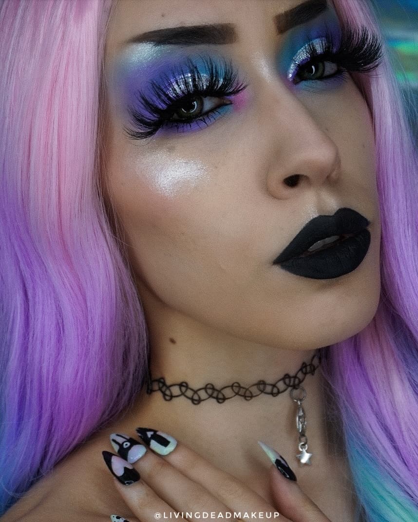 LIVING DEAD MAKEUP tweet media