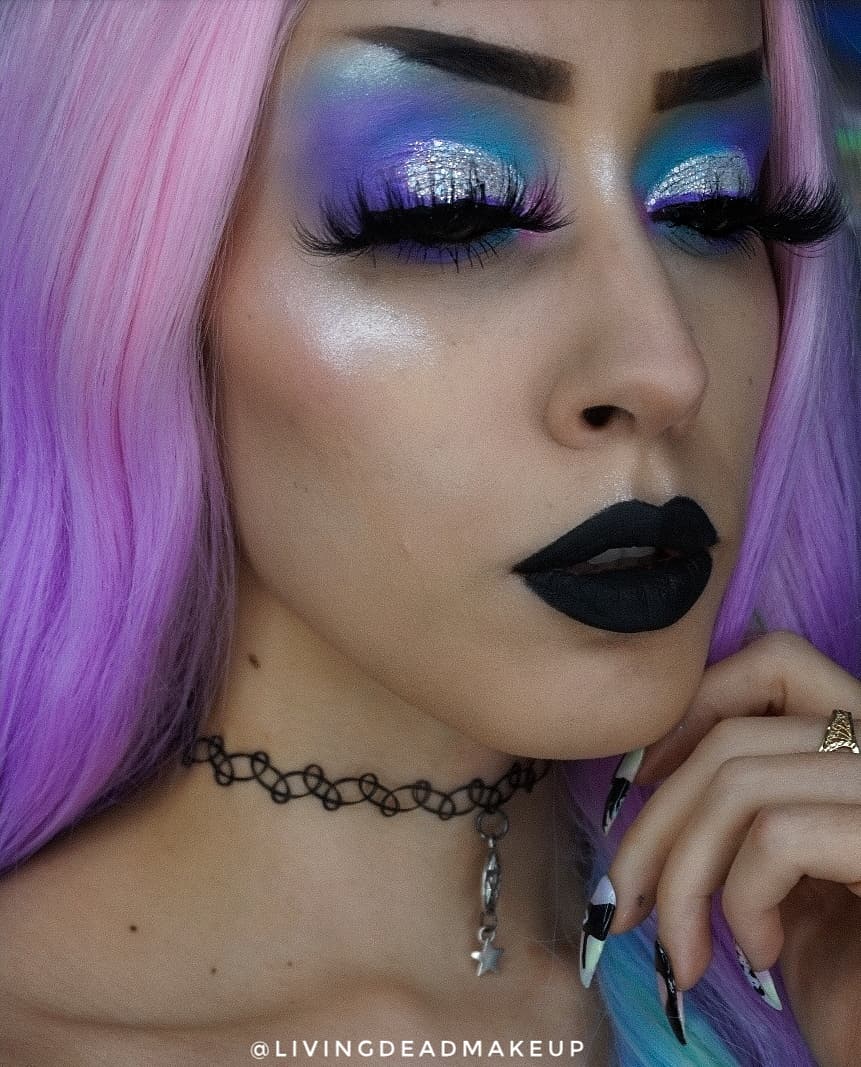 LIVING DEAD MAKEUP tweet media