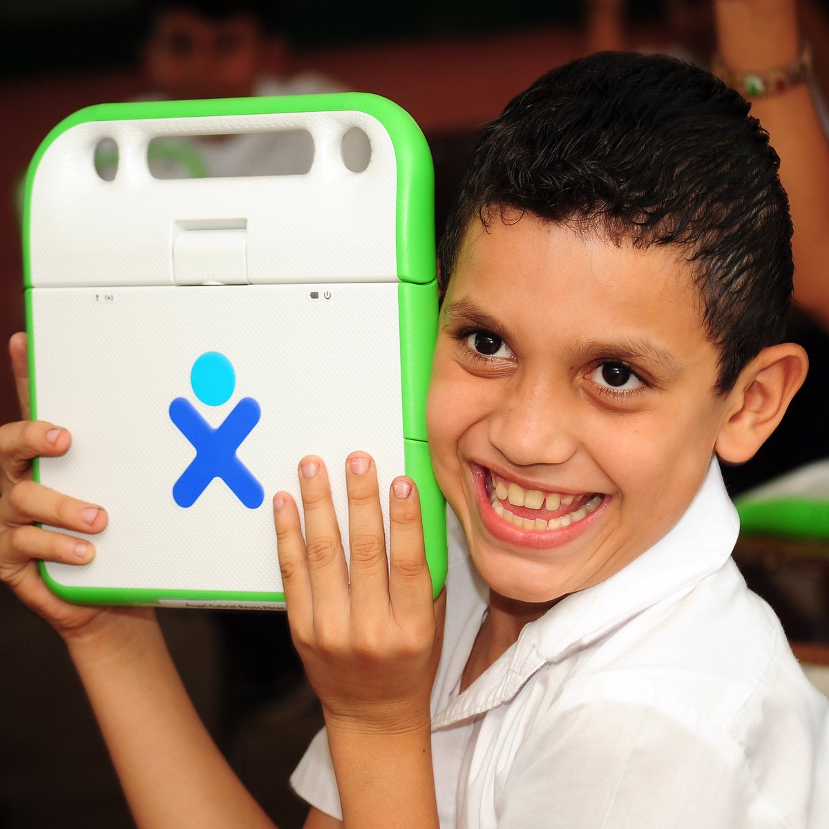 👉🏻👉🏻👉🏻¿Sabías que Nuestro Programa "Hogares Digitales👨‍👩‍👦‍👦💻" ha transformado más de 447 hogares en nuevos espacios de aprendizaje?💡