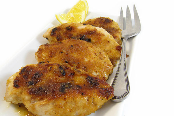 Skinny Lemon Glazed Chicken, Sweet, and Sassy. It will surely make your taste buds sizzle! Each serving, 256 calories, 6g fat &amp; 6 Blue WW Freestyle SmartPoints, 8 Green. #friedchicken
#easychickenrecipes #chicken #lowcaloriemeals #skinnykitchen #nancyfox

skinnykitchen.com/.../skinny-lem…