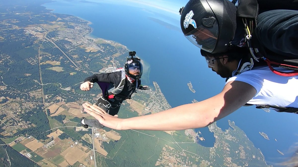 Our videographers will fly right in to get the right shot #AwesomeHappensHere #vancouverisland #vanisle #nanaimo #beautifulbc #explorebc #britishcolumbia #videographer #skydive  #videography #skydiving #parksville #sharevi #cinematographer #mypqb #videoproduction #pnw