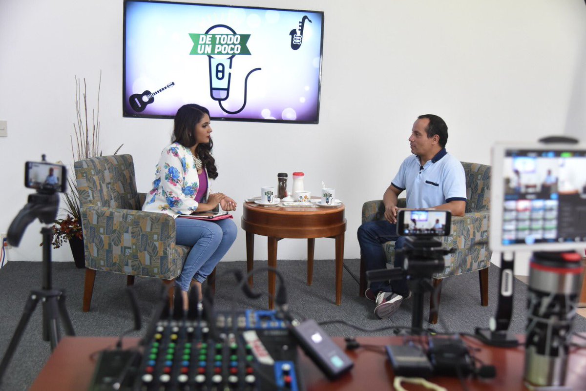 eriikaconk's tweet photo. Esta semana fue muy activa y productiva 👏🏻🤩 #Conducción #Reportera #Comunicación #CyTC #CTC ❤️ #Comunicóloga https://t.co/kMPDt3Nruv
