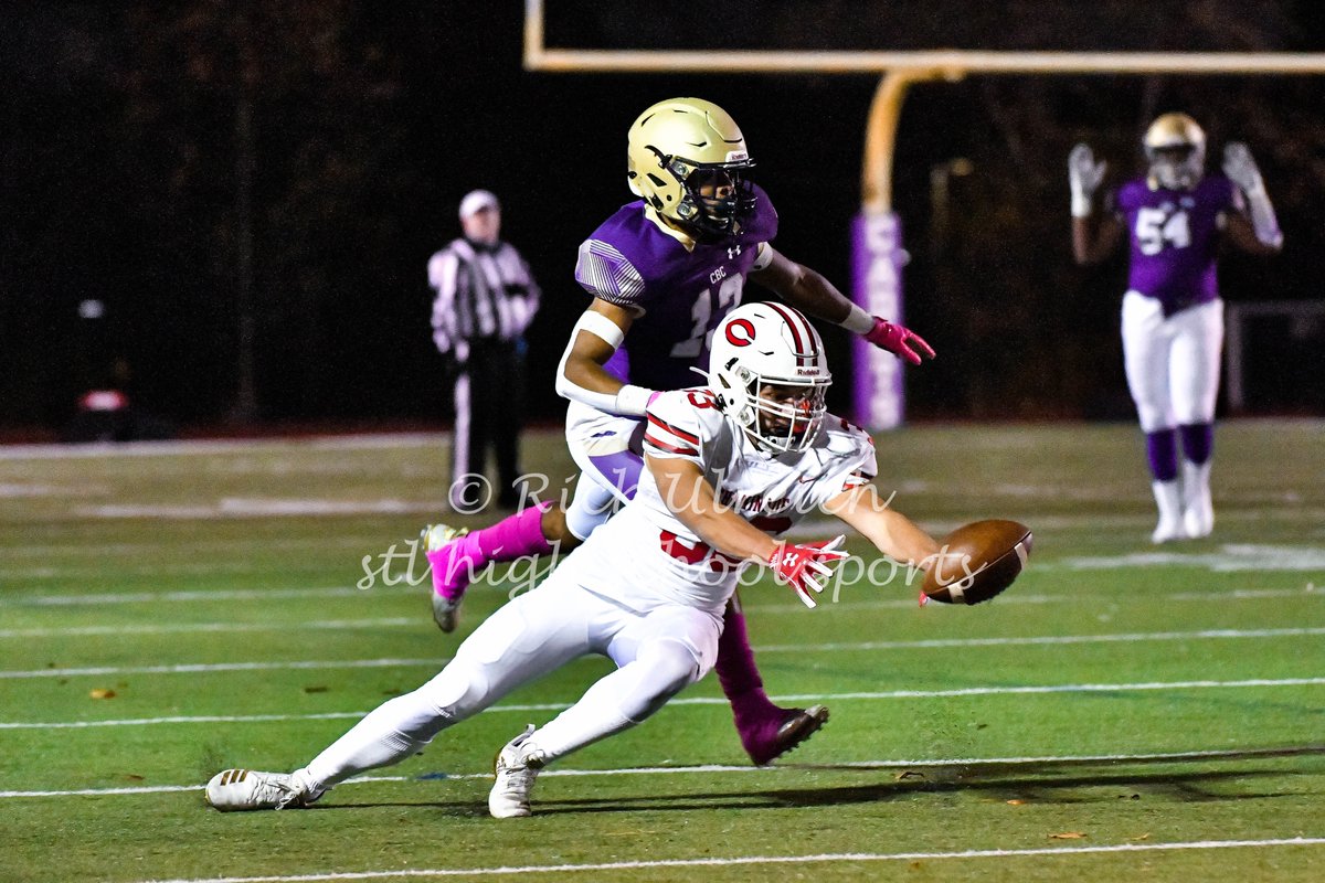 RickyRick_Photo's tweet photo. 2020-10-23 - action from @ccpfootball visiting @CBCFootball. Coverage for @STLhssports @cbcstlathletics @CCPAthletics #football #314sports #314prep #cbc #chaminade https://t.co/9MexZBuy9C