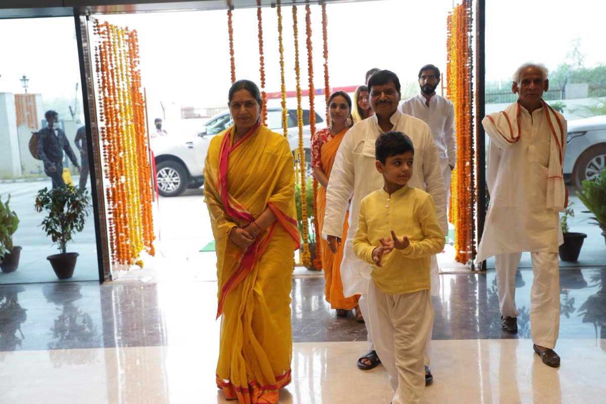 TenderPalm's tweet photo. Opening Ceremony of Tender Palm Hospital Doors have been opened of Tender Palm Hospital with offering prayers and God Blessings, we open in your service.
Tender Palm Hospital, the first series of Health Care proposed to be set up by Health Plus research and Medicenter LLP. https://t.co/8f2fE2a0vz