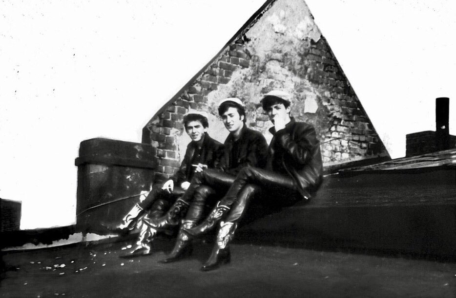 mikolato's tweet photo. Toppermost of the poppermost. On the roof of the Top Ten Club, Hamburg 1961 #TheBeatles #toppermostofthepoppermost #sixties #1960s #toptenclub #beatleshamburg #sixtiesmusic #rocknroll https://t.co/bbEEhYVocg