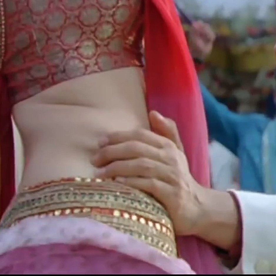 CrazzyKingz's tweet photo. @AnilFapzForKaju Want to PRESS & LICK that smooth hip #Anushka ๐ฆ #SEXMILF ๐ฅ#LanjaForLife ๐ฆ๐ฆ https://t.co/po9kUFrY9n