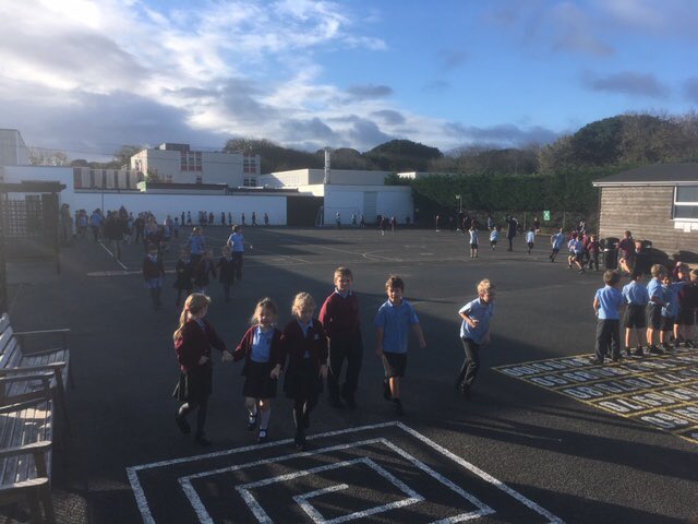 lamareprimary's tweet photo. We were all out in force for the daily mile yesterday morning, what a great healthy way to start the day. #dailymile #letsgetrunning #healthyschools https://t.co/g6z2o8dK6e