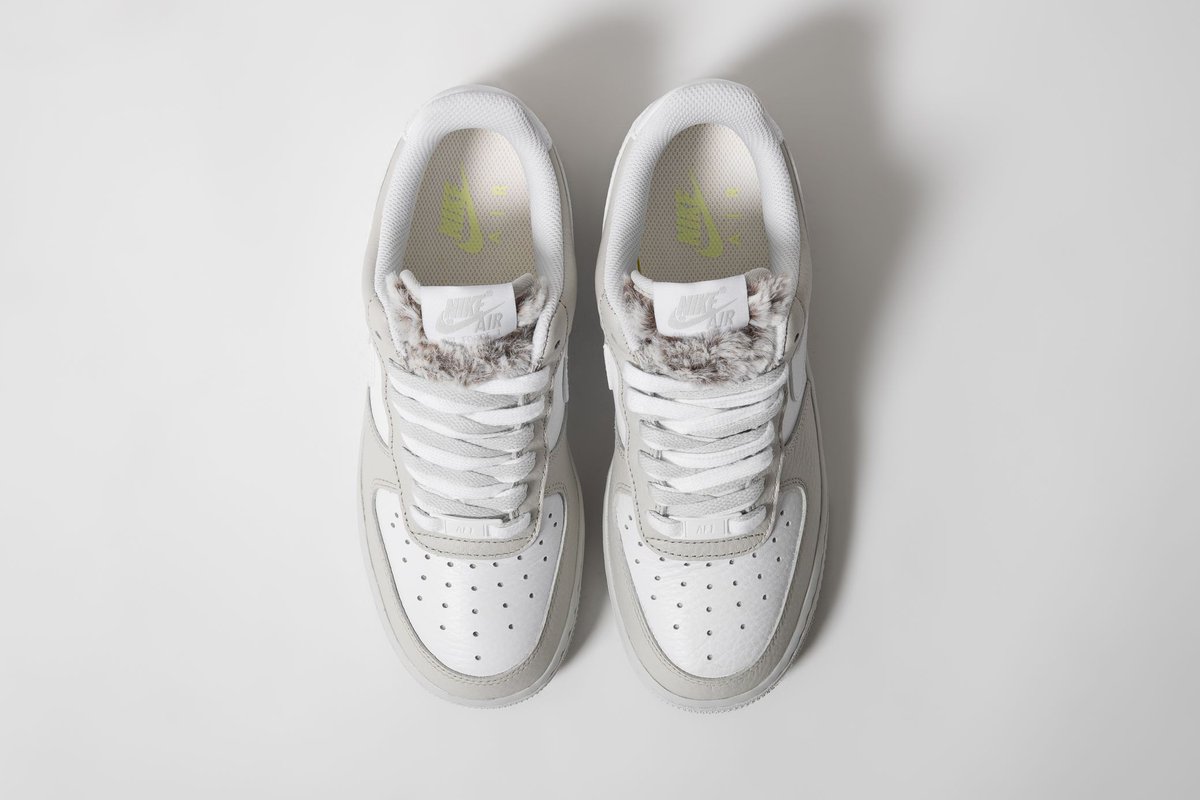 titoloshop's tweet photo. ONLINE NOW 🔥 Nike Wmns Air Force 1 Low "Light Bone" 
available for purchase ➡️ https://t.co/SmfTQte7xq

US 5.5 (36) - US 10 (42)
 🔎 DC1165-001

#titoloSHOP⁠⠀⁠⠀
#titolo⁠⠀⁠⠀⁠⠀
#nike #af1 #airforce1 #lightbone https://t.co/iVbrLnrlLO