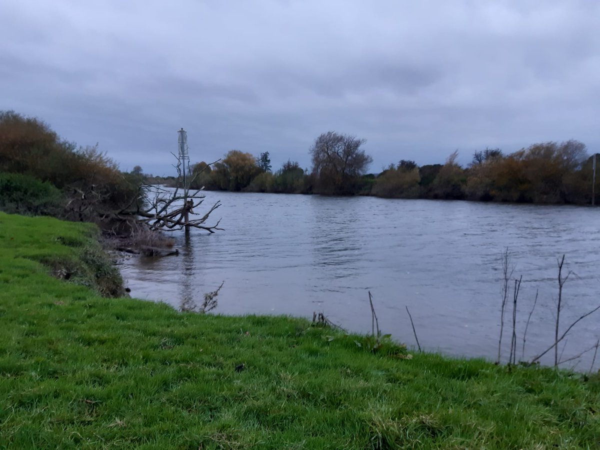Down at the river. Ready for today's #journeyUpTheSevern to begin. A peaceful start for what's going to be a very busy day because ITS HERE 🎉 #WorldFishMigrationDay and we hope you'll join us and #StepUpForFish today!🐟🐟🐟