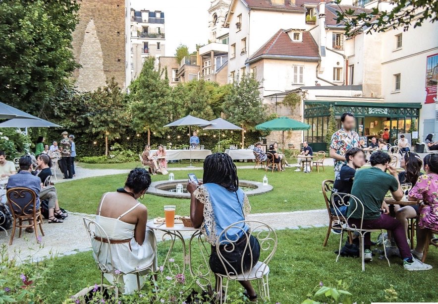 fadouce's tweet photo. La France,
L’amour,
La liberté !

😉Merci le @nytimes ! https://t.co/AK2NpQ86W3