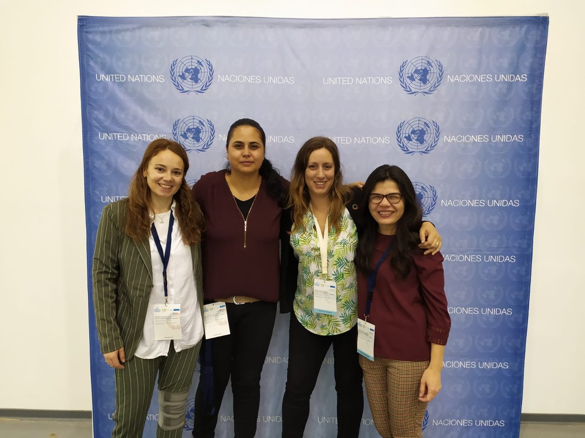 odsvalencia's tweet photo. Hace un año que organizamos este maravilloso #ODSCongresoValencia, fue una experiencia única para tod@s l@s voluntari@s de @Ps_Digitales, @Sociolidarios y @ONU_es  #UN75 #UNDay 
Gracias a l@s ponentes y a l@s participantes.
Cuéntanos
¿Cómo fue vuestra experiencia en el Congreso? https://t.co/bVY6MeLEx2