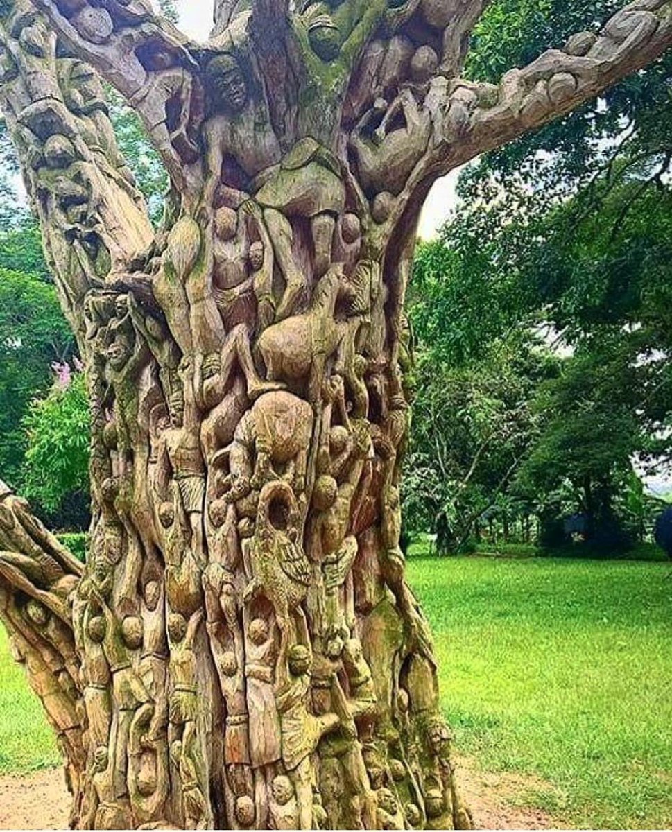 This is said to be a tree in Accra, Ghana that was sculpted by a young artist to express the struggles of his people. #SaturdayVibes
