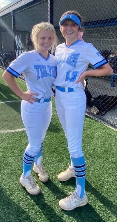 tolton_softball's tweet photo. Congrats to our All District players!

1st team
Paige Bedsworth - P
Allie Widmer - C
Madison Uptegrove - Infield
Bridget Bartlett - Outfield
Emilee Farnan - At Large / Utility

2nd team
Sophie Angel - Infield
Olivia Mobley - Outfield https://t.co/GvVN2FBT5x