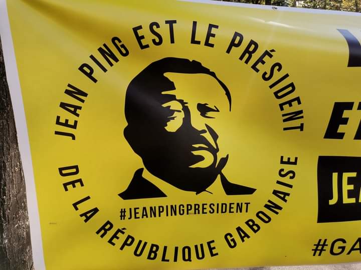 Officiel_anotho's tweet photo. #GabonDictature #53ans !
#217e semaine que Nous peuple gabonais sommes rentré en résistance contre cette dictature vieille de 53 ans soutenue par l'@Elysee depuis #DeGaulle aujourd'hui par @EmmanuelMacron.
@_CGRi
@CGR_newyork
@CGR__
@CGR_Gabon
@PRJeanPing est notre élu.
🇬🇦✊🏽 https://t.co/Z3tX3n6oqp