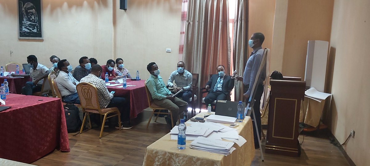 CollegeBdu's tweet photo. የጥበበ ግዮን ስፔሻላይዝድ ሆስፒታልን የሕክምና አገልግሎት የጥራት ልህቀት ማዕከል ለማድረግና የነበረውን የሕክምናና የመማር ማስተማር ቅንጅት ለማጎልበት  በጤና ጥበቃ አዘጋጅነትና በIHI Ethiopia አጋርነት የግምገማ እና የምክክር መድረክ ተካሄደ። https://t.co/Jw0ojVANxY