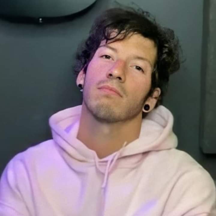Mairamg3's tweet photo. Josh es lo máximo ✨♥️🥰
#youarethebestjosh
 #cliquelatam
@joshuadun https://t.co/tytjkjjMYG