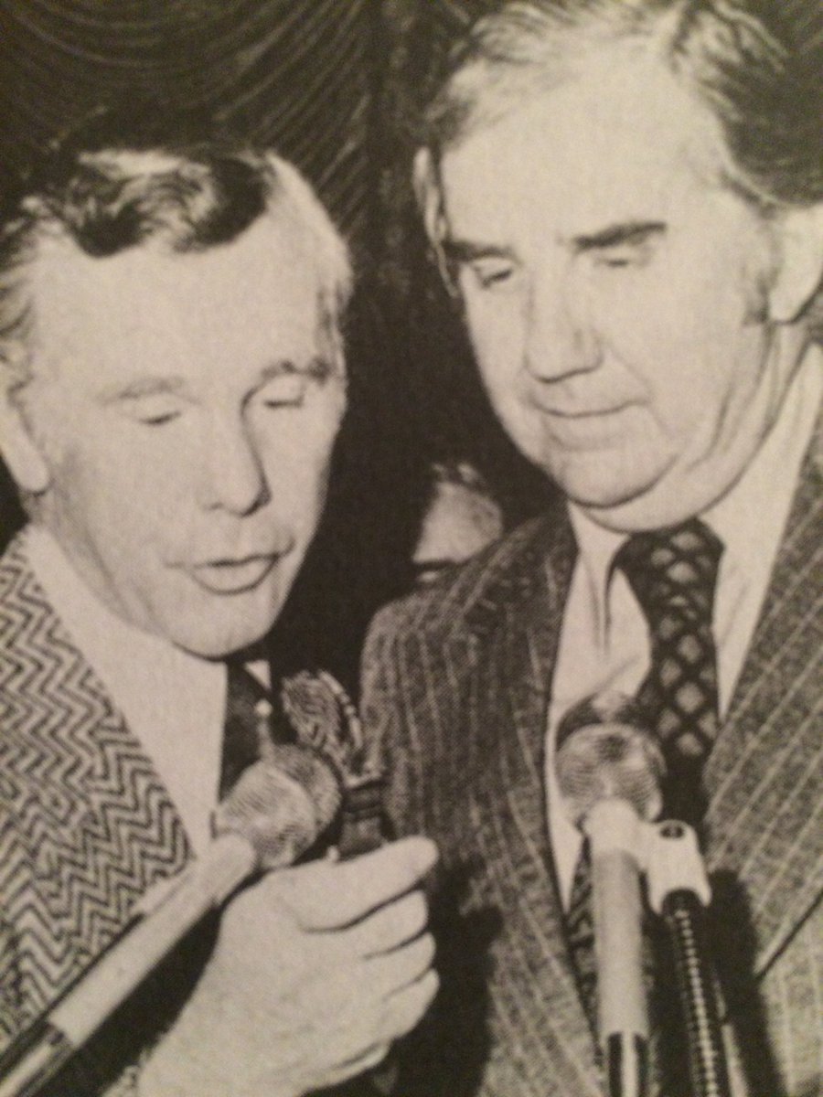 JohnWCarson_RP's tweet image. Even as The King of Late Night, the most important thing is having your family and friends around on your birthday. @MouseofthePack - Your invite must have gotten lost in the mail.