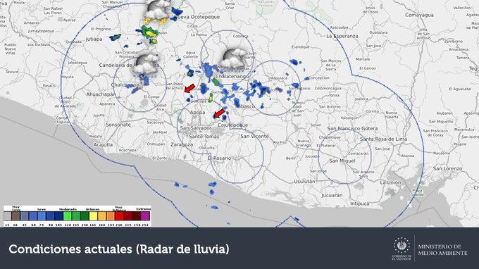 #ClimaSV | Tormentas de moderada a fuerte intensidad sobre Metapán. Continúan lluvias de débil a moderada intensidad en los alrededores del Embalse Cerrón Grande y la ciudad de Santa Ana. Estas se desplazan lentamente al suroeste.
#ITVX https://t.co/yZJPSsMEVo