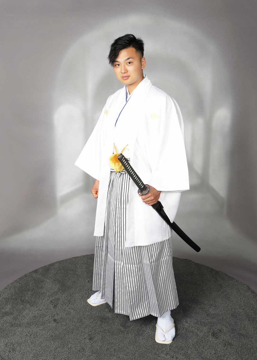 横浜 山手 K Planning写真スタジオ A Twitter 成人の日のご案内 記念写真料金 １０月のご予約で ご本人6切り2ポーズ１５０００円 １３８００円 こちらはお写真のみのプランです 着付け料金 男性袴 着付け６８００円 女性振袖 着付け９８００円 T Co