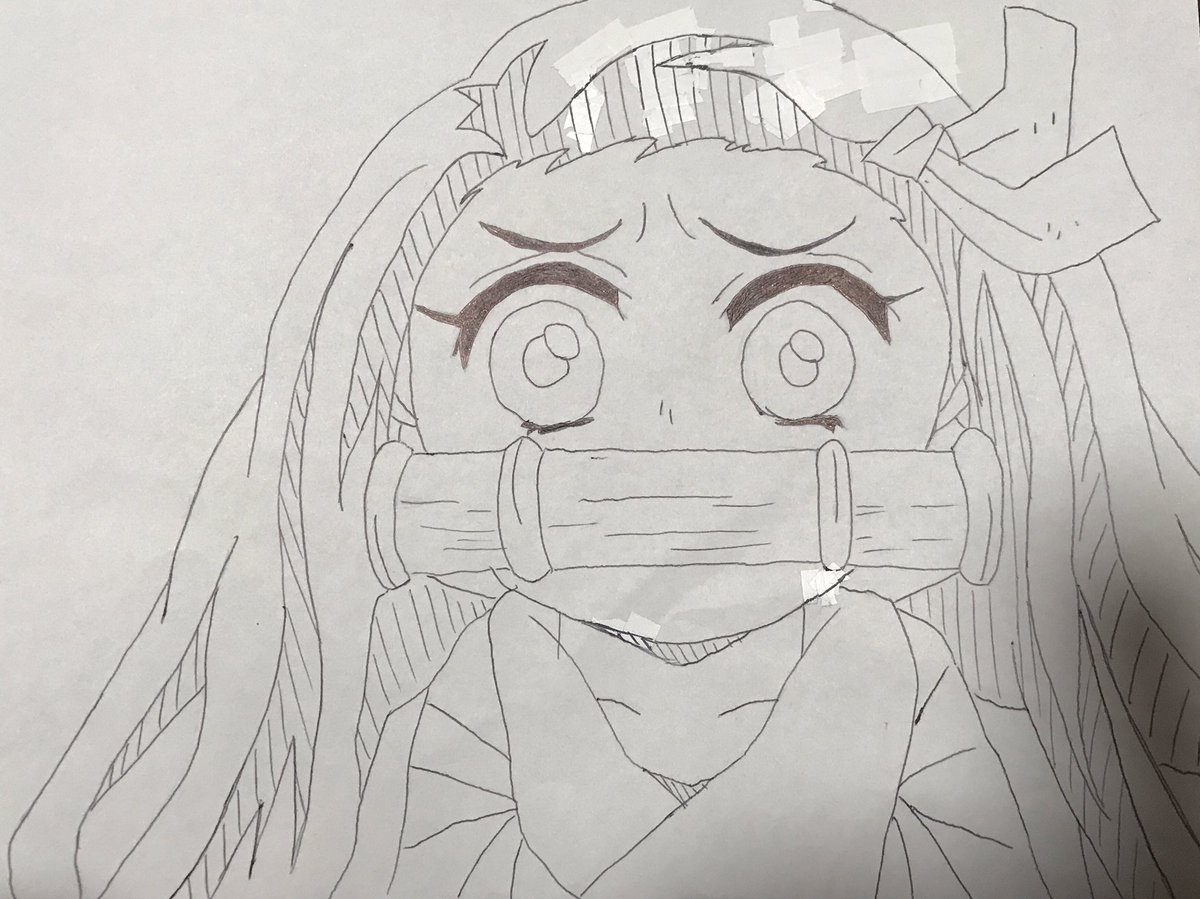 DsftlfcpFuTFjKN's tweet photo. シャーペンで書いた後から
ボールペンでなぞったから、
なんか不恰好…
テープの跡もわかりやすいね
#鬼滅の刃 #無限列車 #禰豆子 https://t.co/4Bhes4EwsO