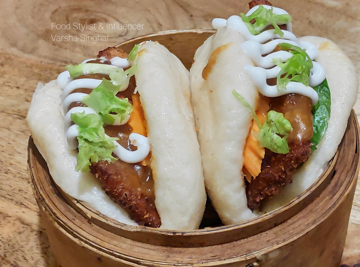 _varshasinghal's tweet photo. Chicken katsu Bao 🌮
From @taiki.india
Food Stylist &amp; Influencer @bangalorefoodinfluencer 
https://t.co/8tegNVwia2
Hosted by @smokinaces5 
Fashion &amp; Food Stylist  Art-Director  Youtuber 
Varsha Singhal​​
Dm/mail/inbox 
For the shoot collaborations https://t.co/X8FzI3UK3n