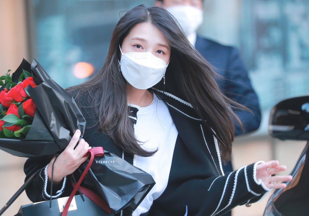 Eternity_APINK's tweet photo. 201012 브랜드대상 #정은지 @Apinkjej 

🌹 https://t.co/6rjUXSLzhh