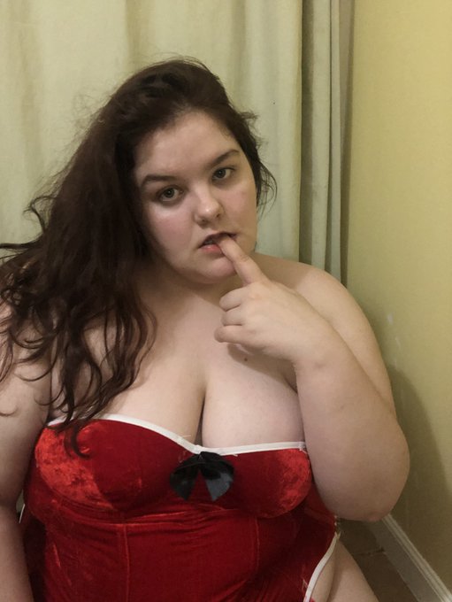 I know it&rsquo;s early but can I be your hohoho? https://t.co/5QHqFcgexL