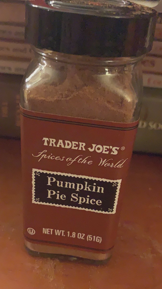 The inevitable has occurred:
My desk has been pumpkin pie spiced.
#pumpkinspice
🎃
Yes, it was a @TikTok thing.
🎃😎
#friyay?! (It does smell great now) https://t.co/6MkciJeZr2