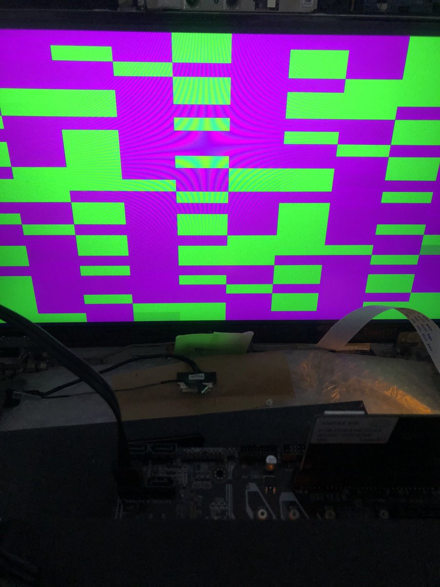 Pc修理廃人 グラフィックボードのvramの故障箇所を特定するツールを入手 エラー43や画面が乱れるグラボはコアの他にgddr 故障の可能性がかなり高いらしい このツールは画面表示できなくてもエラーチェックできるので非常に便利 Gtx1080までしか対応していない