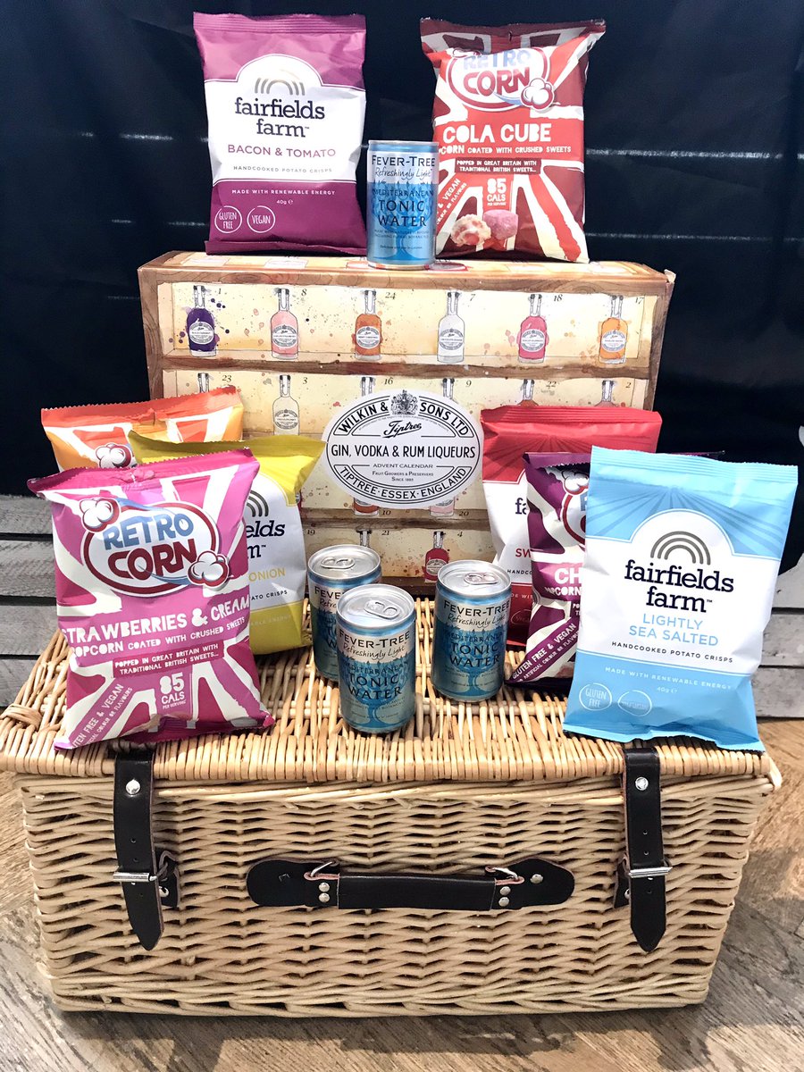 Secrethamper's tweet photo. Morning @denise_vanouten we’d love the opportunity to help you with any #Christmas gifting ideas whilst supporting some fabulous #Essex producers. Any orders of 10+ we gift an extra free of charge to a charity, good cause or hospital of your choice.

https://t.co/RcSR0MvlZs https://t.co/2NyWG7y09Y