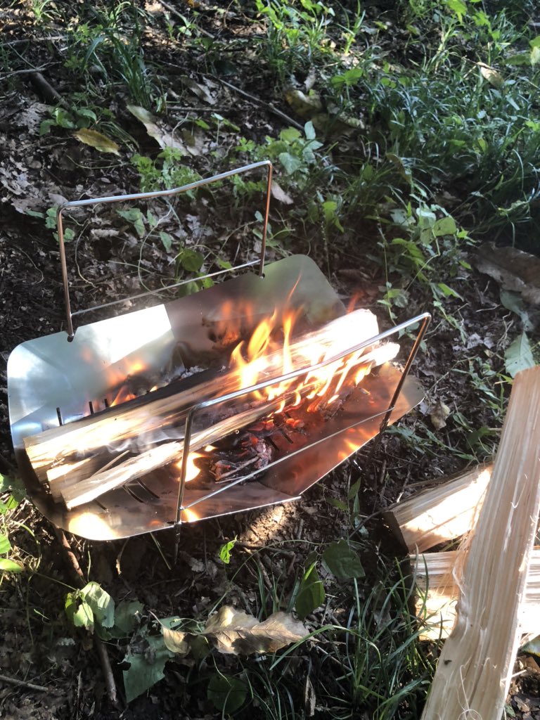 焚き火がいい感じ 