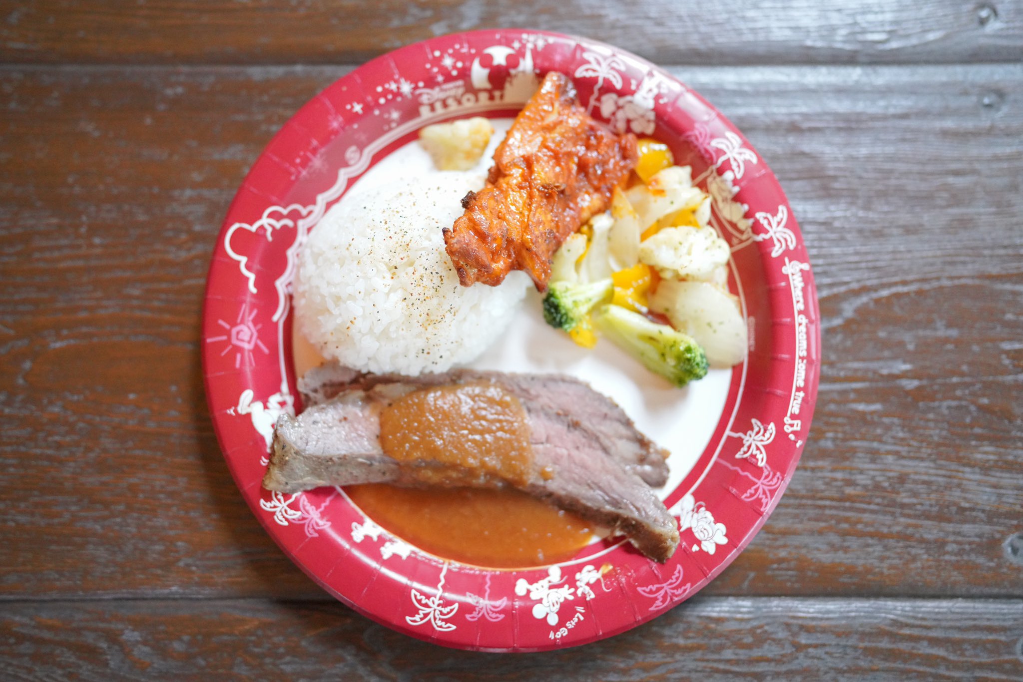 あいにゃん ディズニーシーの新作グルメを限界まで食べてみた 味 中身 ボリューム 歯に詰まるか 食べた後の口臭まで徹底レポ ディズニーシーへ行く前にぜひ 見てみてみてください T Co Iaffjgilkh T Co