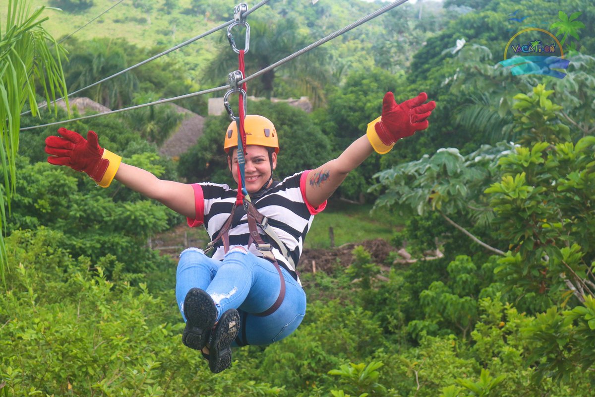 vacationonrd's tweet photo. Momentos de alegría y aventura, son increíbles recuerdos para tus vacaciones! 😎
https://t.co/WJz1xinSjf
Nota: Gracias Chicas por preferir nuestro servicio, nos vemos pronto! 🇩🇴 ❤️ 🏝️
#VacationOnRD #ZipLine #PuntaCana2020 #ExcursionesPuntaCana https://t.co/DkLG9dh3Lz
